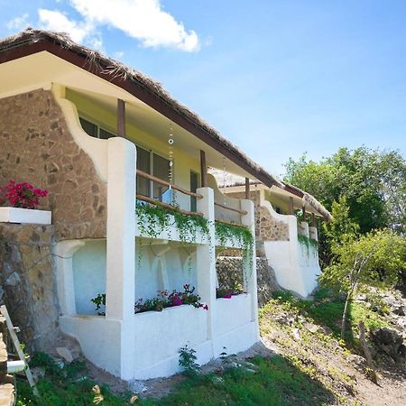 Theodor At Labuan Bajo Hotell Eksteriør bilde